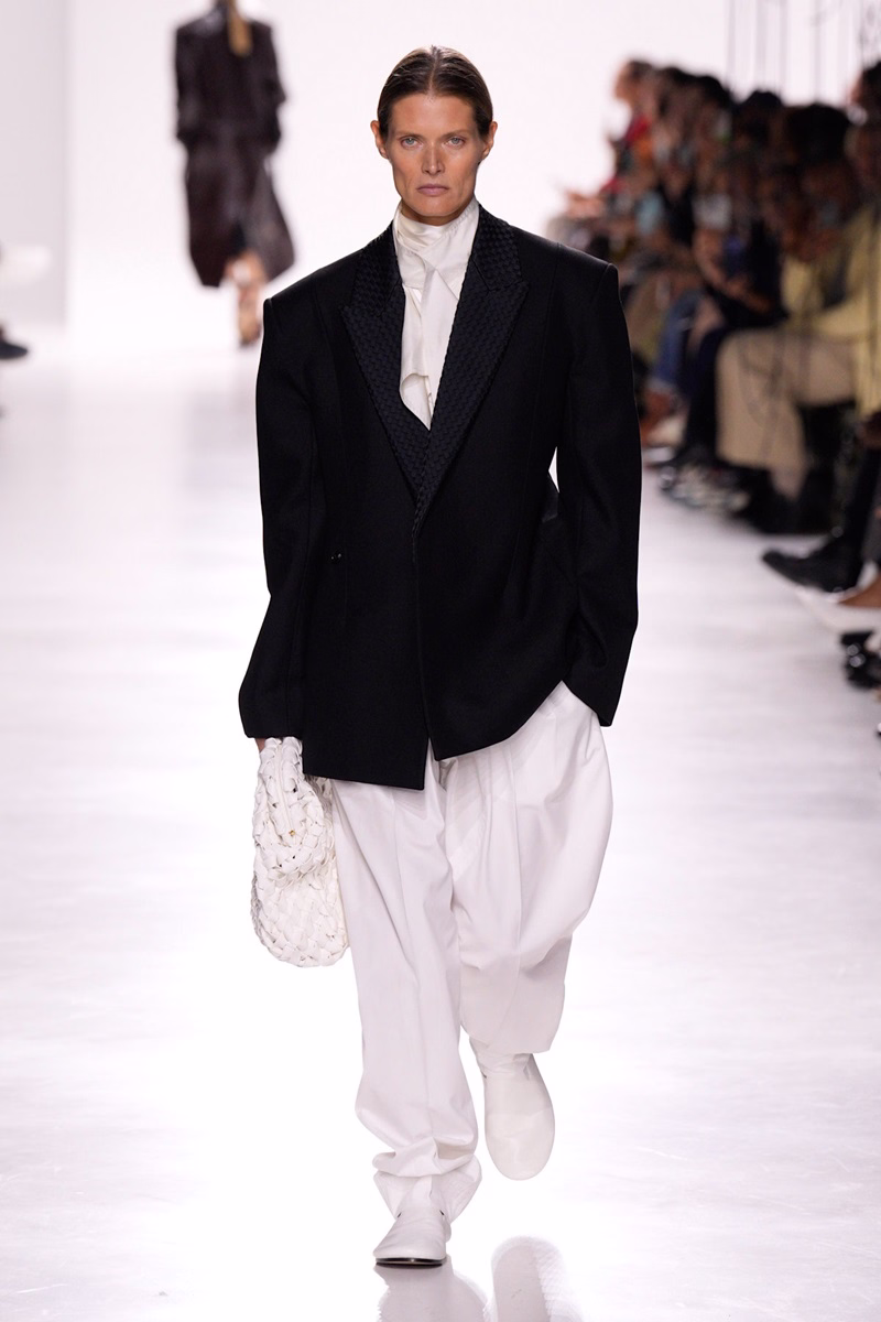 D&G SS26 MILANO FW00001